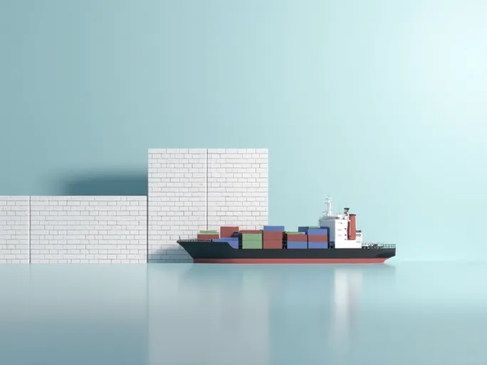 贸易摩擦升级跨太平洋航线运力骤减航运业面临严峻挑战