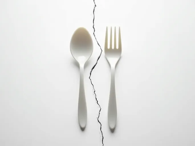 跨境电商避坑指南热销婴幼儿餐具侵权风险预警