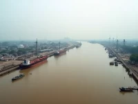 库尔纳孟加拉国西南部的航运枢纽与工业重镇