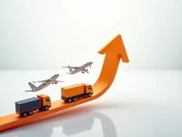 US Freight Index Rises for Fifth Month Amid Economic Recovery Signs