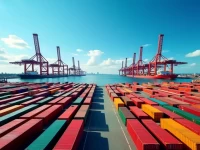 营口港：助力“一带一路”战略，开创集装箱运输新局面